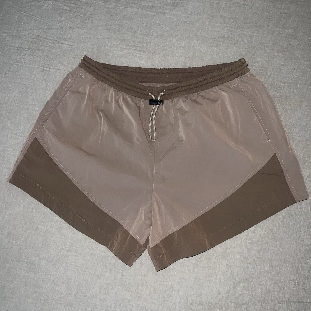 Lululemon Evergreen Short Cacao Almond Butter Size 10 W7BNUS Glyde Tan Brown - Picture 2 of 10
